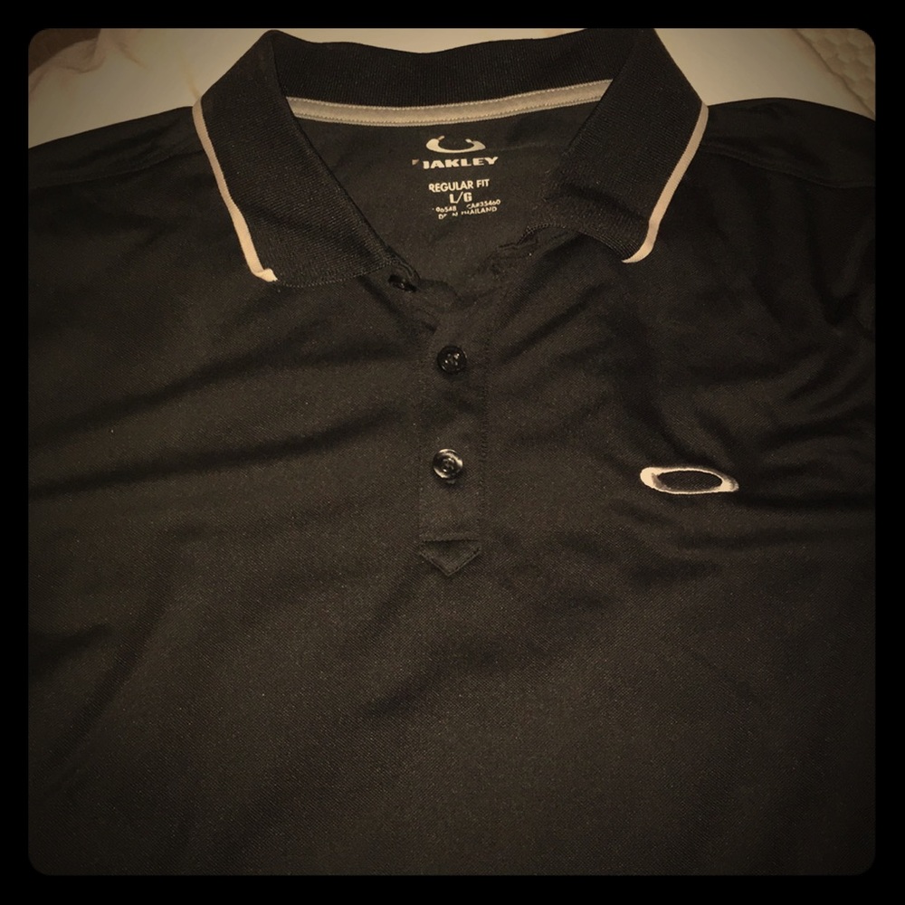 Oakley Golf Shirt ☀️
